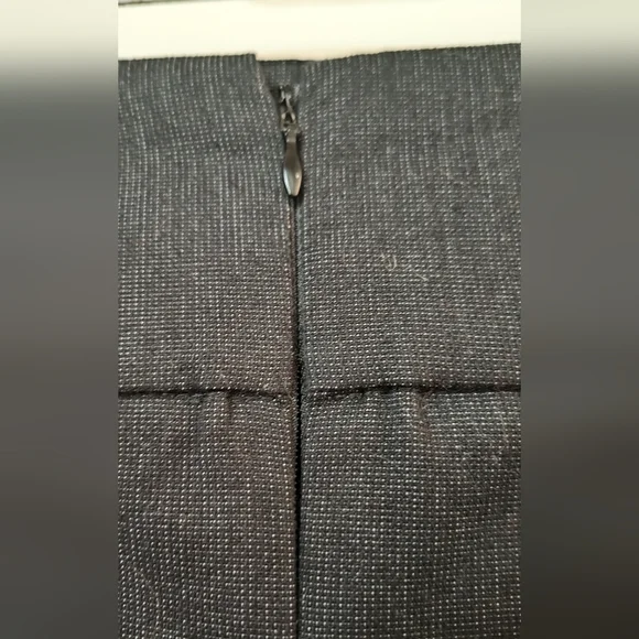 NWT Rampage lightweight pencil skirt with ruffled hem Size 3 - Picture 7 of 8